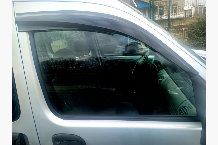 Renault Kangoo 1998–2008 Vindavvisare för sidorutor (2 st, Sunplex Sport) Image