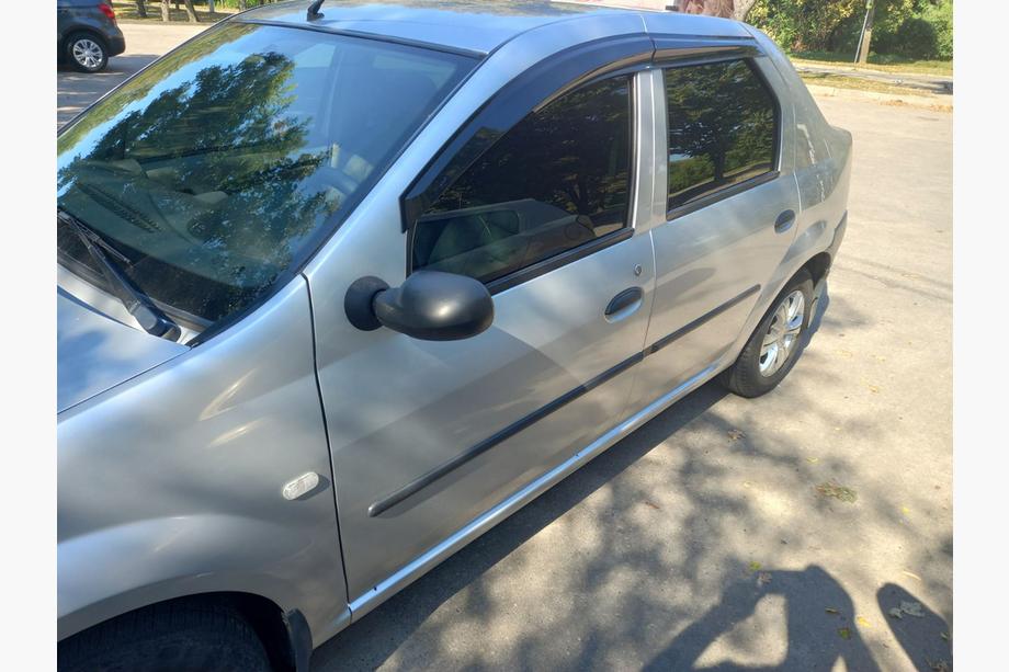 Renault Logan I 2008–2013 Vindavvisare (4 st, Sunplex Sport) Image