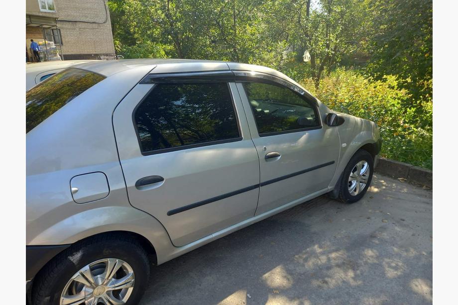 Dacia Logan I 2008–2012 Vindavvisare (4 st, Sunplex Sport) Foto 4