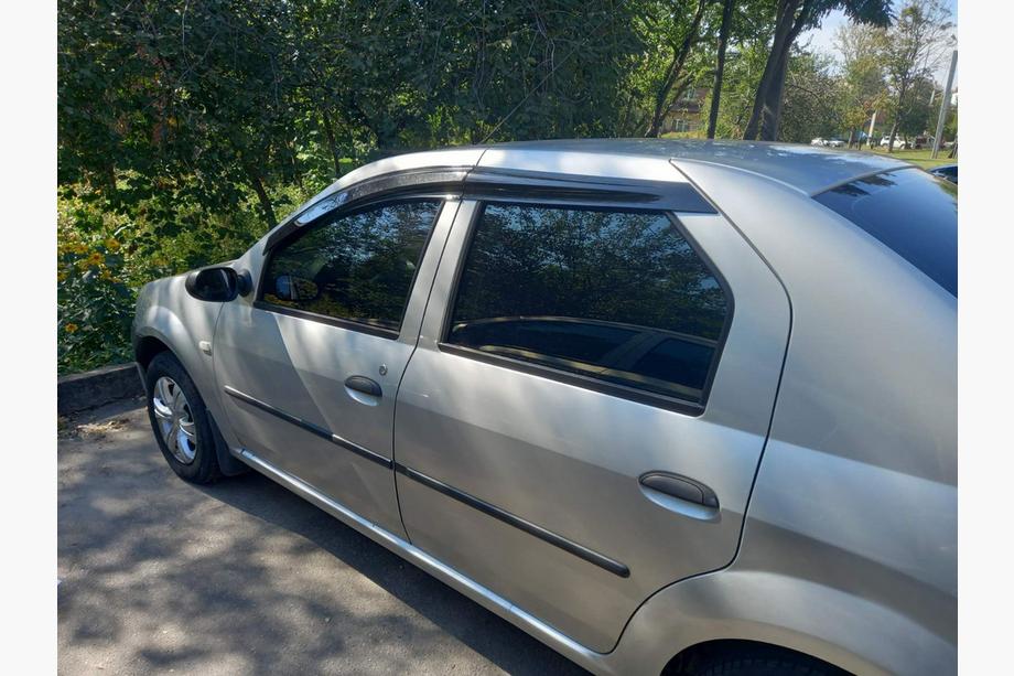 Dacia Logan I 2008–2012 Vindavvisare (4 st, Sunplex Sport) Foto 5