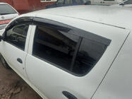 Dacia Sandero 2013–2020 Vindavvisare (4 st, Sunplex Sport) foto 1