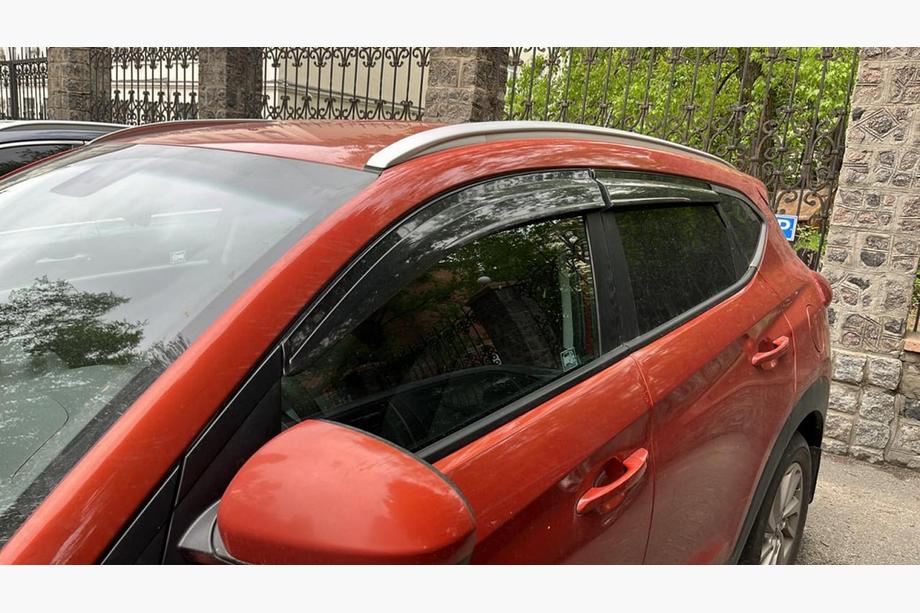 Hyundai Tucson TL 2016–2021 Vindavvisare (4 st, Sunplex Sport) Image