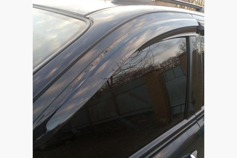 Kia Sorento I BL 2002–2009 Vindavvisare (4 st, Sunplex Sport) Image