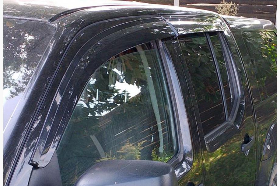 Nissan NP300 1999–2015 Vindavvisare (4 st, Sunplex Sport) Image