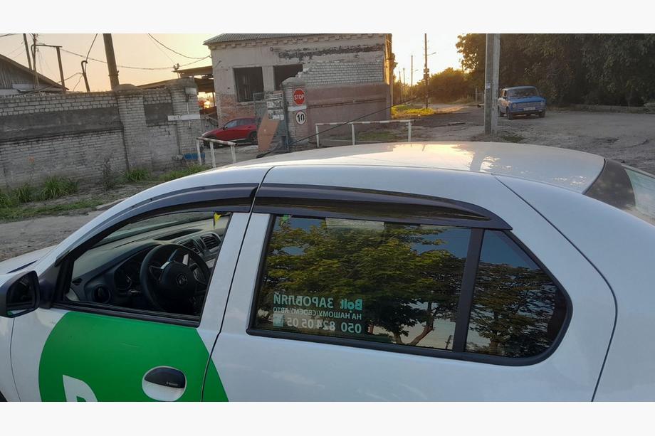 Renault Logan II 2013–2022 Vindavvisare SD (4 st, Sunplex Sport) Foto 2