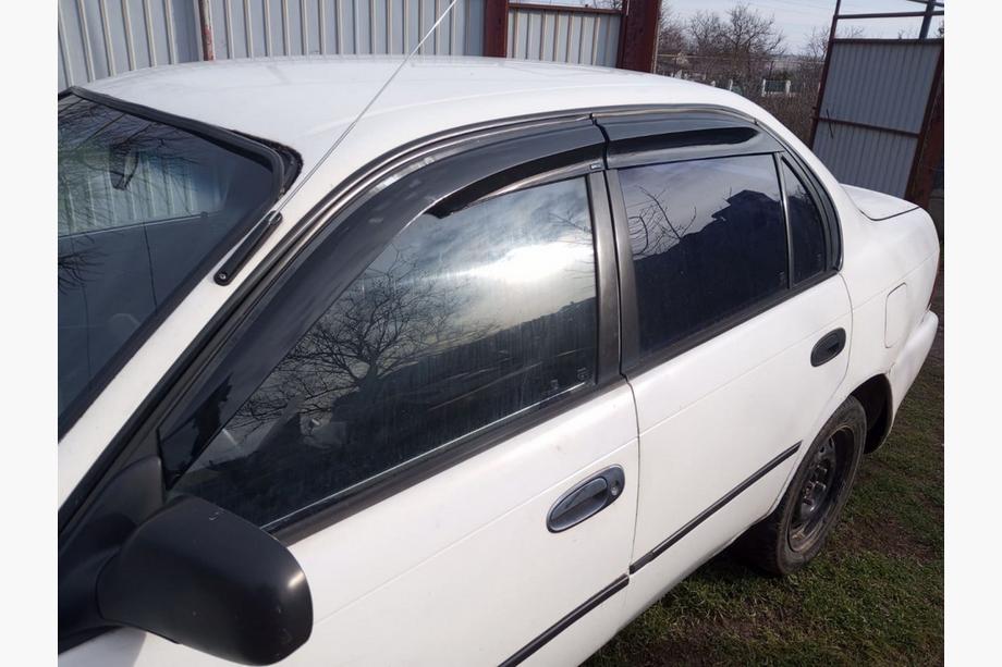 Toyota Corolla 1993–1998 Vindavvisare (4 st, Sunplex Sport) Image