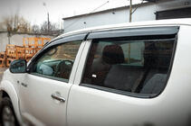 Toyota Hilux 2006–2015 Vindavvisare (4 st, Sunplex Sport) foto 2