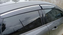 Ford Focus III 2011–2017 Vindavvisare med kromlist HB/Sedan (4 st, Sunplex Chrome) foto 1