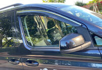 Volkswagen Caddy 2020– Vindavvisare för sidorutor med kromlist (2 st, Sunplex Chrome) foto 2