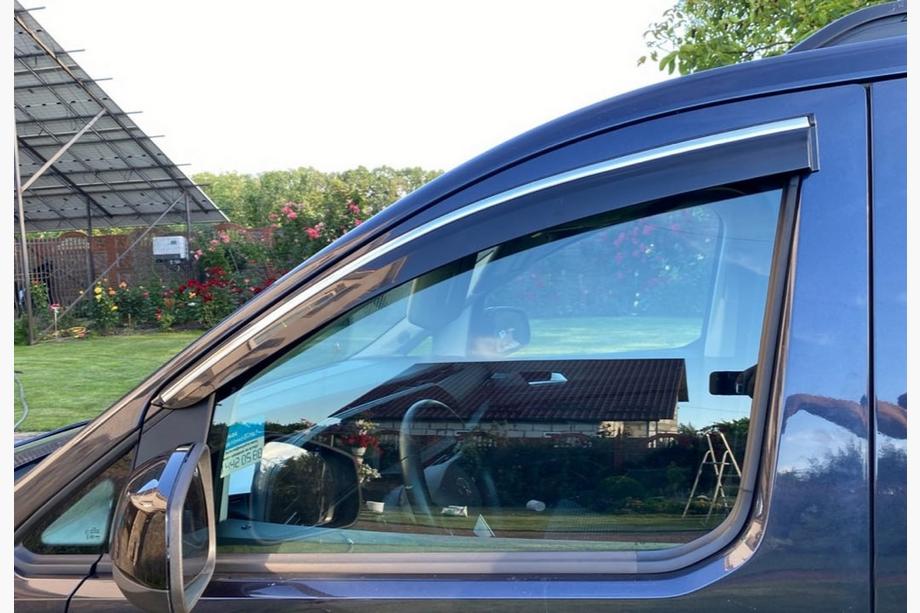 Volkswagen Caddy 2020– Vindavvisare för sidorutor med kromlist (2 st, Sunplex Chrome) Image