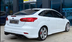 Ford Focus III 2011–2017 Sedan LIP-spoiler (Sunplex, svart) (107,2 cm x 5,5 cm) foto 2