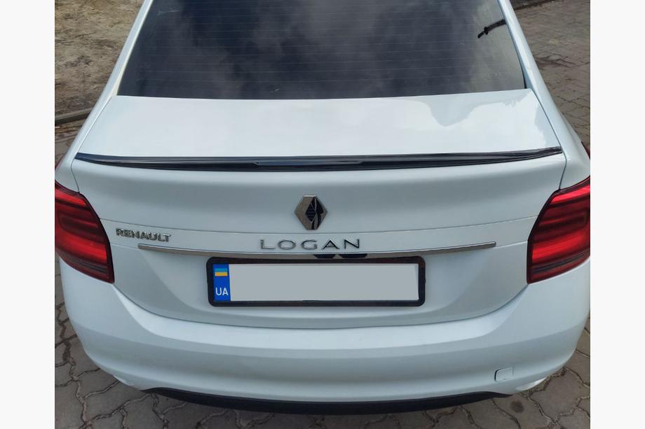 Dacia Logan II 2013–2022 Läppspoiler (Sunplex, svart) (118,5 cm x 5,5 cm) Image