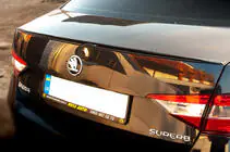 Skoda Superb 2015–2024 LIP-spoiler (Sunplex, svart) (119,2 cm x 7,3 cm) foto 4