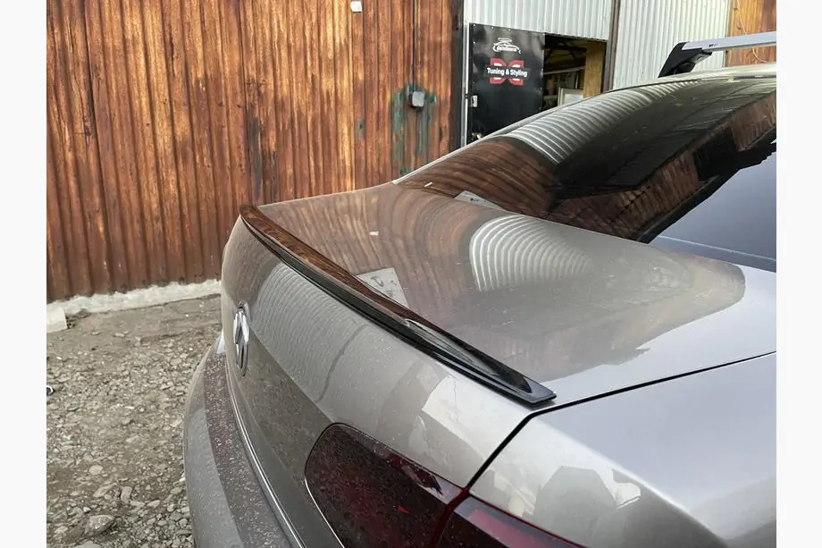 Volkswagen Passat B7 2012–2015 Läppspoiler (Sunplex, svart, för EU) (115,8 cm x 6,3 cm) Image