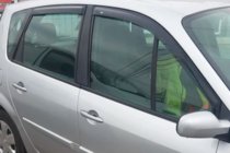 Renault Scenic/Grand 2003–2009 Vindavvisare för sidorutor (4 st, HIC) foto 9