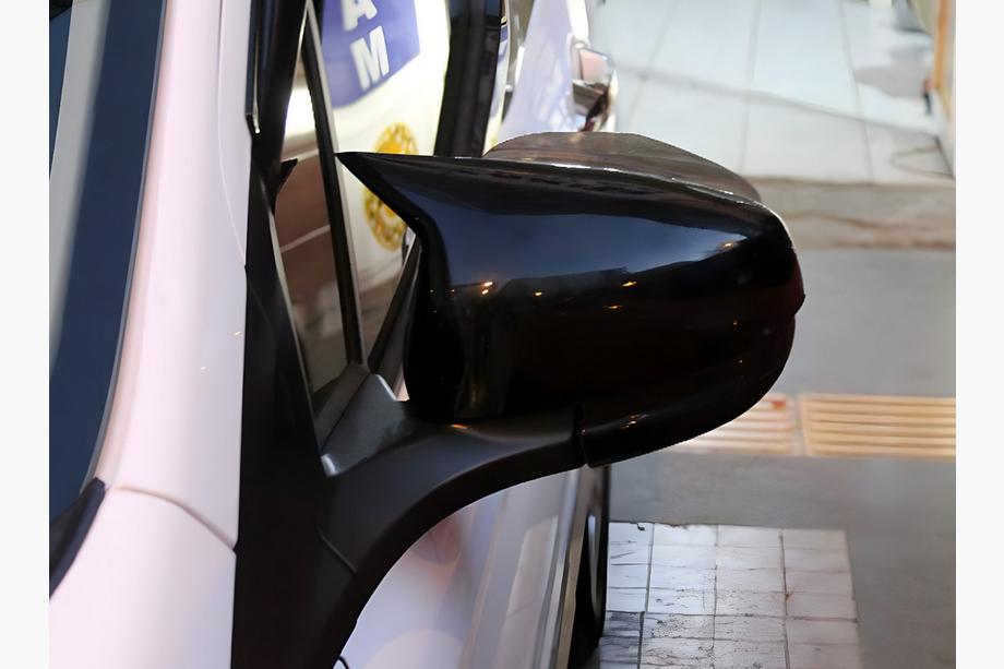 Ford Courier 2014–2023 Spegelkåpor BMW-style (2014-2018, 2 st) Foto 2