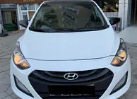 Hyundai Accent 2011–2017 Spegelskåpor utan utskärning för blinkers BMW-style (2 st) foto 1