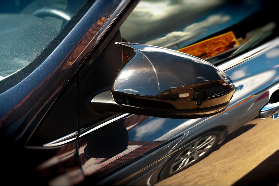 Renault Megane IV 2016–2025 Spegelkåpor BMW-Style (2 st.) Foto 1