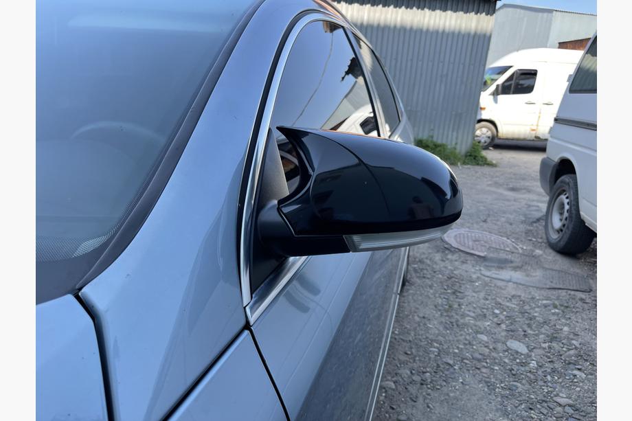 Volkswagen Passat B6 2006–2012 Spegelskåpor RLine-Look (2 st) Foto 1