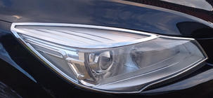 Ford Kuga/Escape 2013–2019 Kromade strålkastarramar 2013-2016 (ABS) foto 4