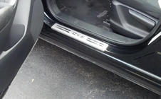 Mazda CX-5 2012–2017 Tröskelskydd Libao (4 st, rostfritt) foto 2