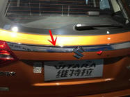 Suzuki Vitara 2015– Kromlist ovanför registreringsskylt Libao (ABS) foto 1