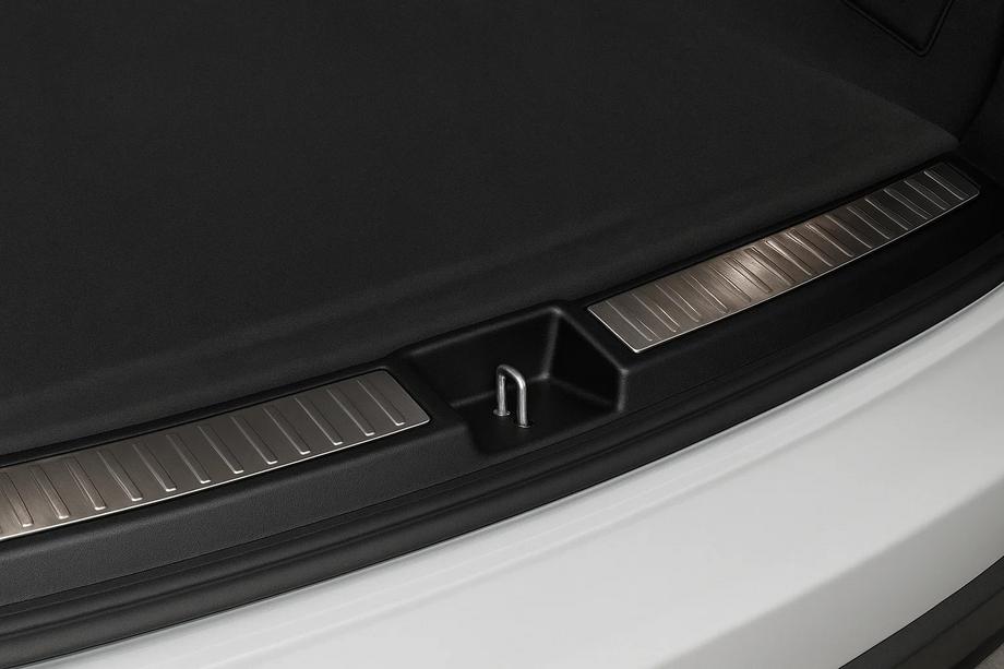 Mercedes GLK class X204 2008–2015 Bagagetröskelskydd i rostfritt stål Libao 2008-2012 (2 st) Image