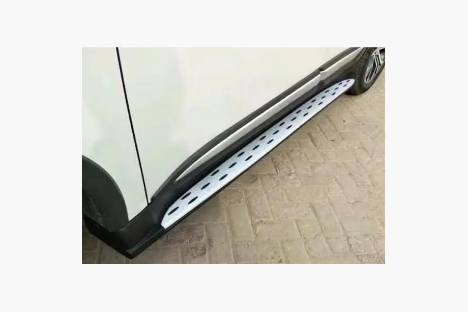 Mitsubishi Outlander 2012–2021 Sidosteg V2 2016 (2 st, aluminium) Image