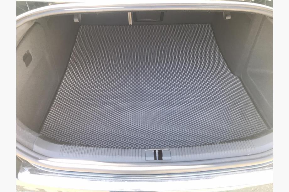 Audi A6 C6 2004–2011 Bagagerumsmatta Sedan (EVA, svart) Image