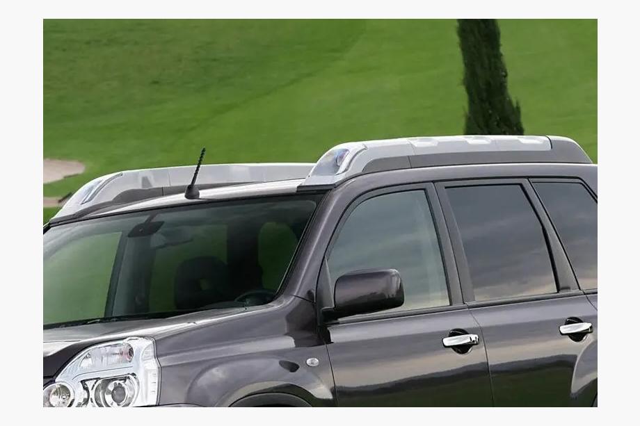 Nissan X-trail T31 2007–2014 Takrails – originaldesign (med belysning) Image