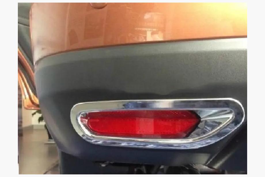 Nissan X-trail T32/Rogue 2014–2021 Libao kromlister till bakljus/positionsljus bak (2 st, plast) Image