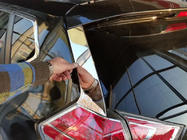 Nissan X-trail T32/Rogue 2014–2021 Kromade täckkåpor för bakrutestolpar Libao (2 st, plast) foto 1
