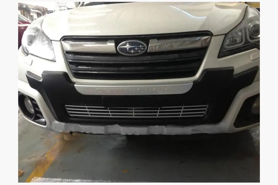 Subaru Outback 2009–2014 Frontläpp till stötfångare LIBAO (2013-2015) Image