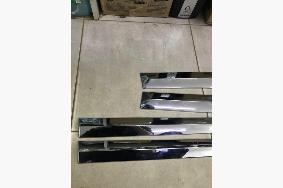 Lexus NX 2014–2021 REA! Dörrlister vänster/höger (set 4 st, plast) Image