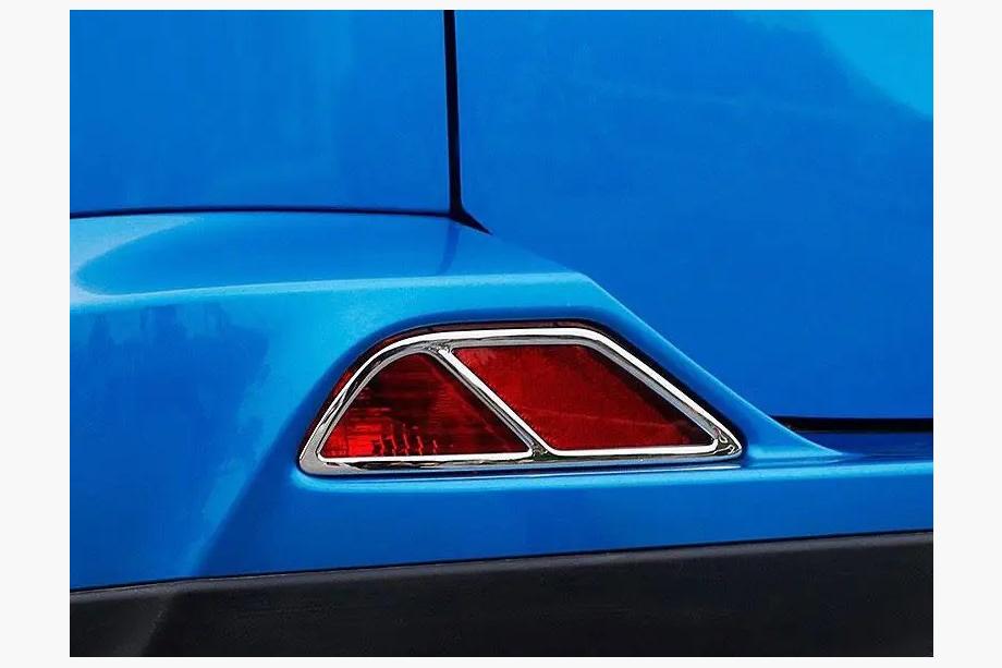 Toyota Rav 4 2013–2018 Kromade lister för bakljus Libao 2016-2018 (2 st, plast) Image