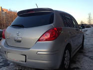 Nissan Tiida 2004–2011 Spoiler för halvkombi (HB) foto 1