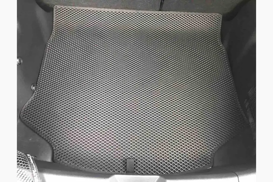 Nissan Leaf 2017– Bagagerumsmatta (EVA, svart) Image