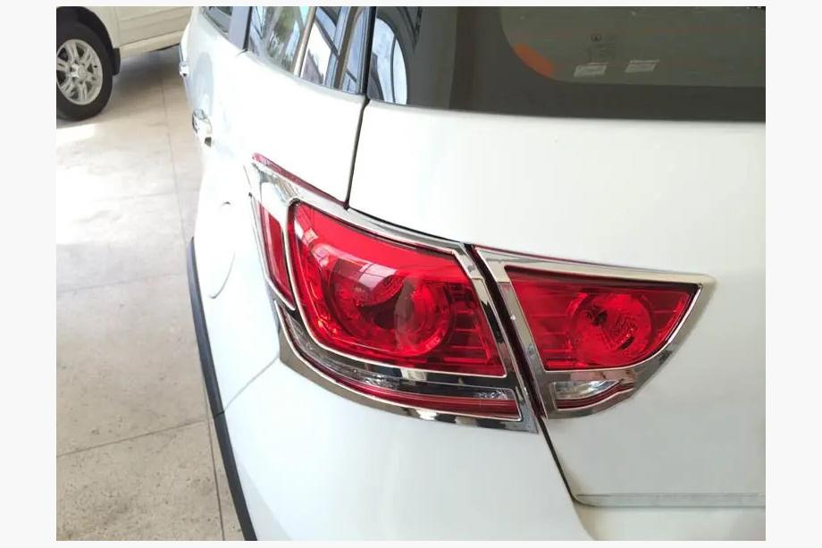 GreatWall Haval M4 2012–2021 Libao kromade bakljuskåpor (2 st, plast) Image