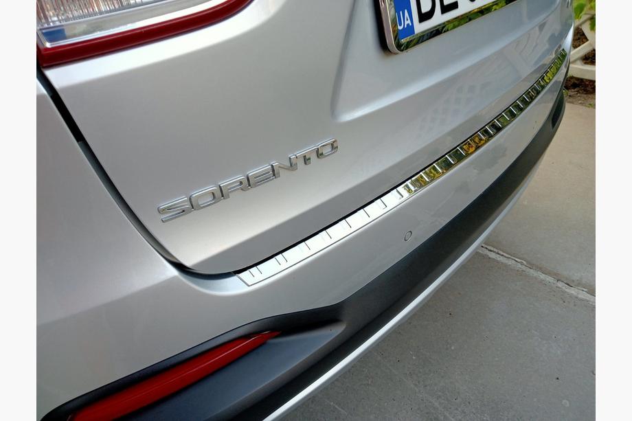 Kia Sorento III UM 2014–2020 Bakre stötfångarskydd i rostfritt stål Image
