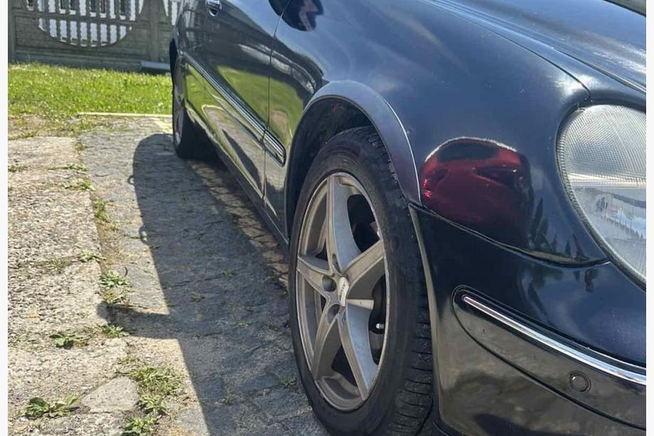 Mercedes C-klass W203 2000–2007 Hjulhusbreddare SD (set 4 st, svart, ABS-plast) Foto 2