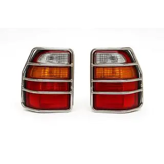 Krom bakljusskydd (för Land Cruiser 105) foto 1