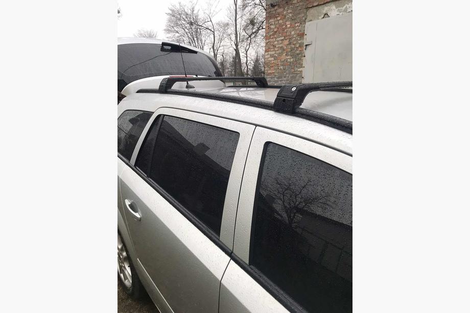 Opel Astra H 2004–2013 Takräcke tvärstag för integrerade rails, låsbara med nyckel Skybar V2 (2 st) Foto 3