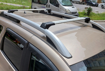Dacia Duster 2008–2018 Låsbara tvärbalkar för takrails Skybar V1 (2014-2018, 2 st) 2014-2018, Grå foto 1