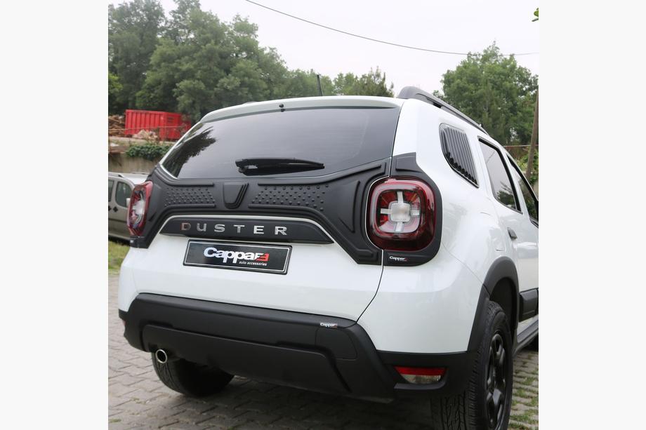 Dacia Duster 2018–2024 Plastlist för baklucka (3 delar) Image
