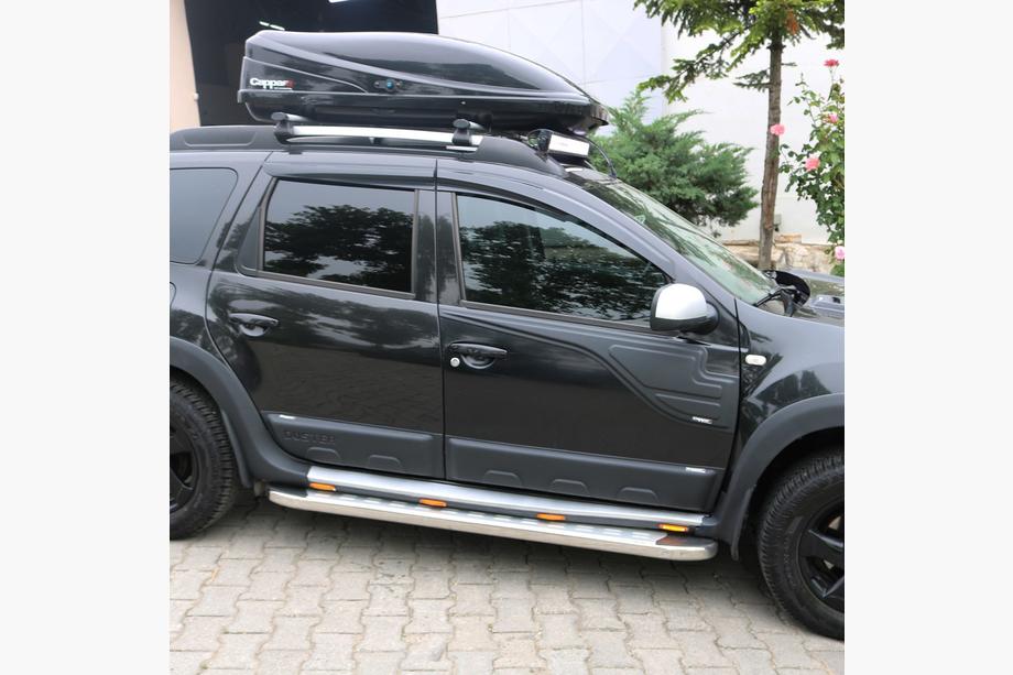 Renault Duster 2008–2017 Övre dörrlister (2 st) Foto 6