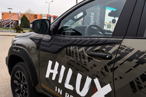 Toyota Hilux 2015– Övre dörrlist (4 st, ABS) foto 1