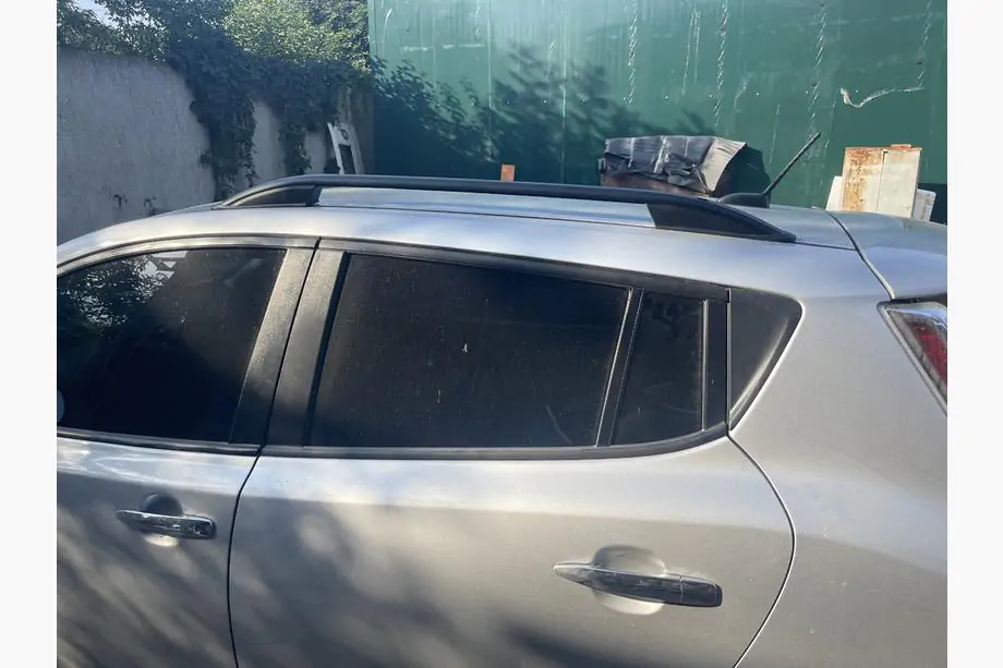 Nissan Leaf 2010–2017 Takrails Skyport (svarta) Image