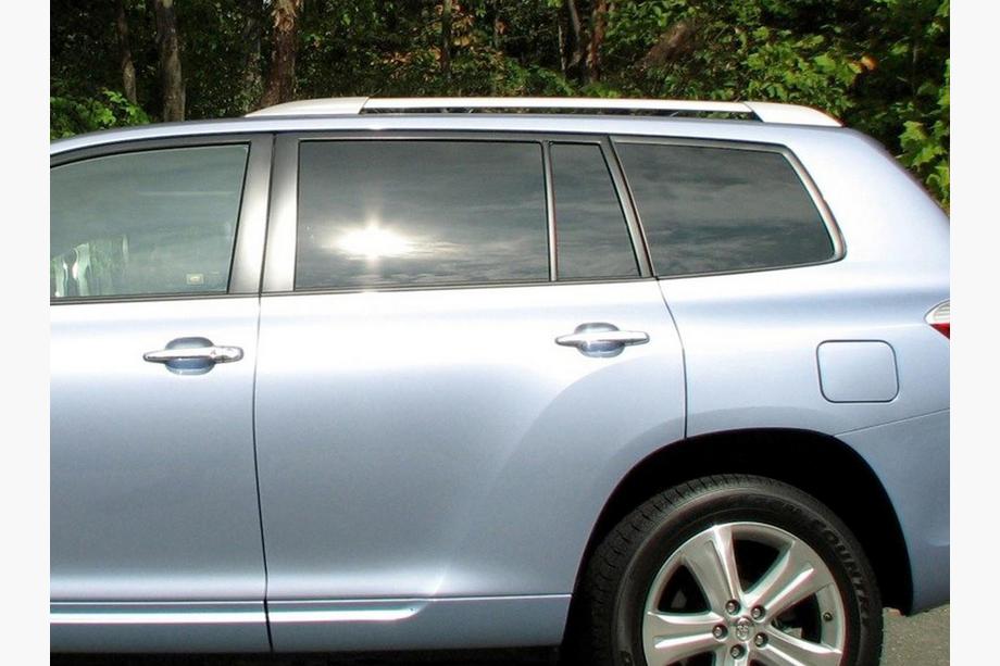 Toyota Highlander 2008–2013 Grå OEM takrails (aluminium) Image
