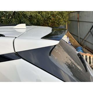 Spoiler (svart) Toyota Rav 4 2019–2025 foto 3