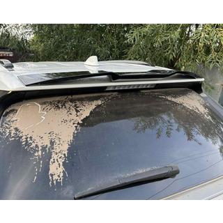 Spoiler (svart) Toyota Rav 4 2019–2025 foto 2